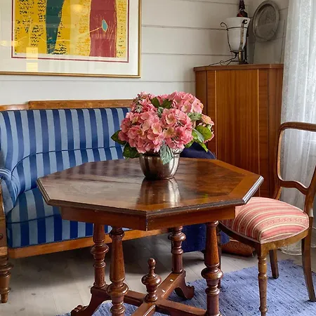 Stunning In With Wifi * Runde